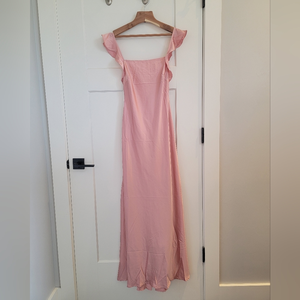 ASTR the label satin ruffle sleeve dress in blush